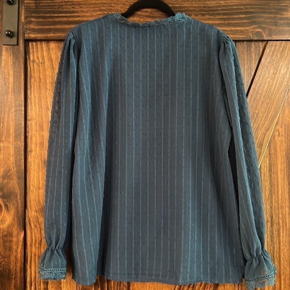 LaMode Women’s X-Large Blouse - Picture 2 of 11